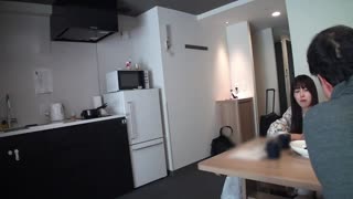 Modelos japonesas de revista aguentam foda amadora 1x1 ousada