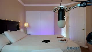 Co MILF Jess Ryan ukrywa w swoich prywatnych seksownych pokazach