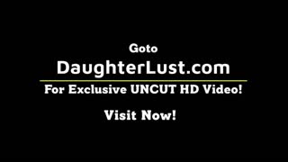 Kinsley Anne og Zoey Parker frister med stramme fisser i gruppebytte