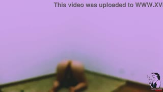 لایز لوپز BBW در متل با اسباب‌بازی‌هاش وسوسه می‌کنه