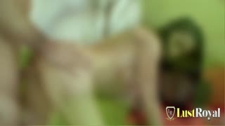 Зрела жена жуди за интензивном акцијом вечерас