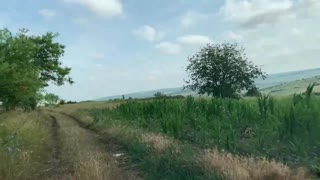 Çaresiz MILF arabada derin saksoyla yalvarıp döllü yutuyor