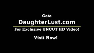 Hé, kijk hoe deze zakenmannen hun jonge 18+ partners ruilen op deze trip!