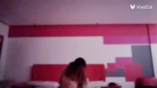 Hej, chceš mě vidět, jak se divoce bavím v hotelu?