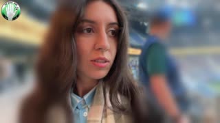 Ik word hard geneukt in de stadiontoiletten tijdens een voetbalwedstrijd