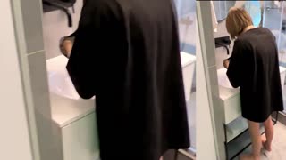 Vroči poljubi, masturbacija pičke, blowjob in notranji izliv!