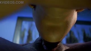 准备深喉吞下这根24厘米巨屌全根没入