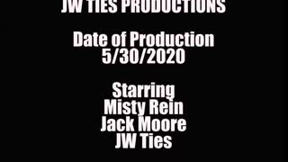 Misty touží po našich ptácích hluboko v zadku