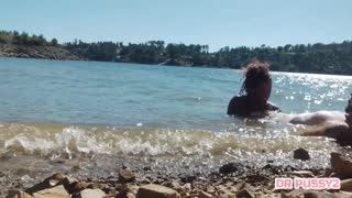 Tekneli Tatilcilerin Önünde Suda O Dövmeli Siki Emdim Akşamüstü!