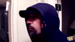 เธอเล่นดีระหว่างการร่วมรักแอนอลที่รุนแรงของพวกเขา