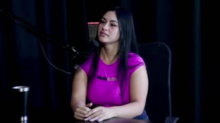 Hei, lihat ini, Angel Baronesa kembali di porn dengan fetish liar!