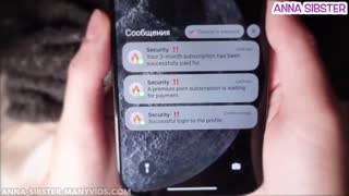 Не вірю, що він ігнорує мене заради порно, коли пусі тут