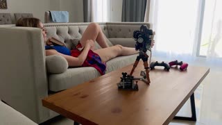 بسٹی ملیف ڈاگی پاؤنڈنگ میں کریمی چوت سے جھڑتی