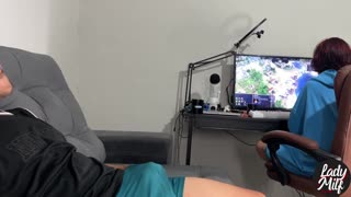 Zachycen při masturbaci, zatímco jsem hrála, uhodni můj další krok?