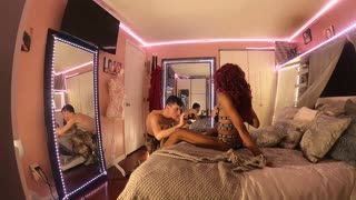 Anastasia Valentine негритянська бімбо дражнить на приватній фотосесії з Aiden