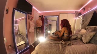 Anastasia Valentine black bimbo taquine séance photo privée Aiden