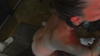 Doppia Penetrazione per una Milf che Tengo al Guinzaglio