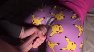 извращенное трение становится кремовым, когда он проскальзывает неожиданно