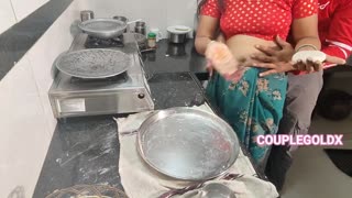 Wong, aku nyekel Komal njaba lan kudu ngewe kuat ing pawon