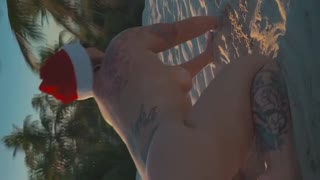 Grote pik Sinterklaas stopt mijn kont vol zaad met kerst