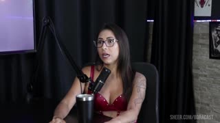 Най-добрите моменти на Лусиана Пичи в Bora Cast с Бруна Карлос - част 1