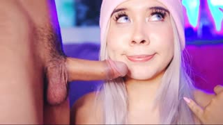 Ehi Valentina, puoi davvero essere la campionessa assoluta di succhiacazzi?