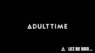 Soyez méchantes lesbiennes - Duo lubrifié excité Hime Marie et Melissa Stratton DP Masseuse