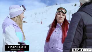 TUSHY представляє струнких подруг Октокуро та Айві Меддокс у спільній пригоді