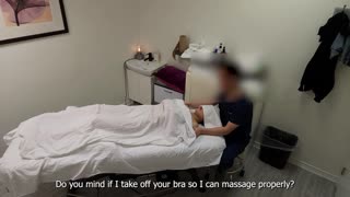 Oh man, this gorgeous Japanese waitress said no no no boyfriend but smiled big after pussy fuck massage