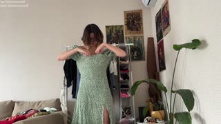 Haul provocante: experimentando vestidos e saias bem safadas