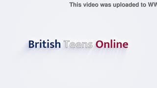 una 18enne lecca il culo di un maturo con foga