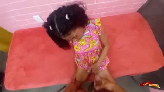 부엌에서 이 년 격렬 좆질 당하는 광경 봐