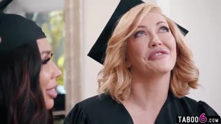 Seduction Moments - Teasing Builds in Porn Videos with Alluring Moves