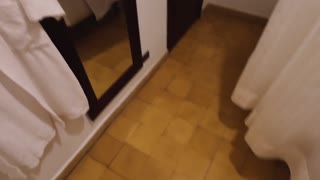 旅行中好友打电话来我没拒绝他的猛烈抽插