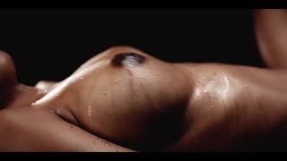 Damn, kompilasi cumflation lan creampie iki nuduhake bocah wadon Latina Ebony susu gedhe kebanjiran muatan cum massive!