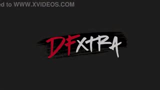 பஸ்ட்டி மனைவி ஆண்டுவிழாவில் மான்ஸ்டர் காக் ஆச்சரியம்