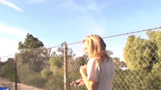 ਉਹ ਪਬਲਿਕ ਵਿੱਚ ਵੱਡੇ BBC ਤੇ ਡੀਪਥਰੋਟ ਲਈ ਤਰਸਦੀ ਨਿਕਲੀ