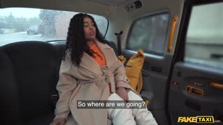 OMG, dessa enorma bröst och stora rumpa gör mig galen!