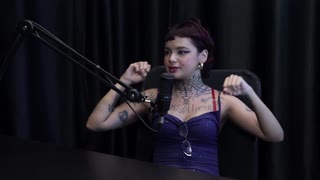 Энни Клементин: топ-клипы подкаста с Бя Секси Часть 1 в прозрачном красном