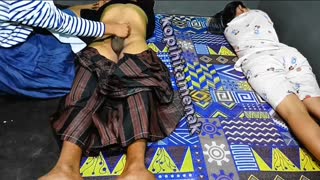 ¿Disfruta la mujer caliente la polla de mi esposo?