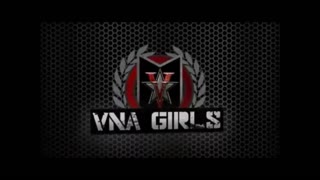 Sunt obsedat de fundurile curbate ale lui Carmen Valentina și Sara Jay!