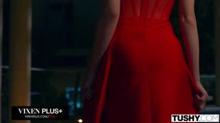 یوهو، بلا اسپارک مهارت آنال دیوانه‌وار در فیلم جاسوسی TUSHY وحشی دارد!