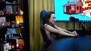 Belinha Baracho crawls on the Podcast table, flaunting her detailed curves while Ruan dives right in for the full experience!