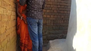 Zvídavý na 18letou s úžasným velkým zadkem?