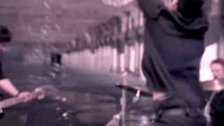 เฮ้เงียบๆ นะขณะฉันขับควยใหญ่ลึกเข้าโพรงตีบแน่นของเธอ