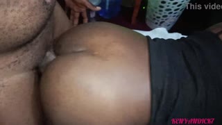 أحب نيك الزوجين الهاواة من الخلف بقوة الفيديو كامل