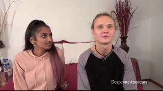 Wanhopige amateurs: strakke kutjes nemen harde neuk direct