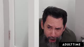 Perawat Summer Vixen KETAHUAN Ngentot Murid, Lalu DIGANGBANG di Kelas!