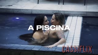 Doğumgünü Sürprizi Arkadaş İki Erkek Getiriyor Köpek Göğüs Zıplatıp Sakso Boşaltma Ağzı Dolduruyor