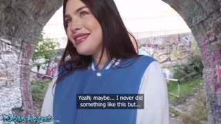 Public Agent Büyük Göğüsler POV Oral ve Sert Seks Yabancı ile